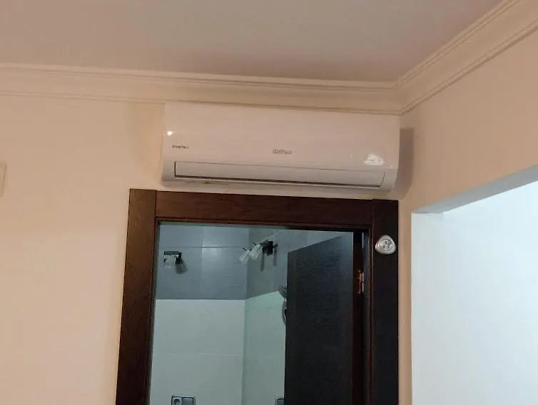 Alojamiento Para Dos Con Banera Hidromasaje En El Centro De Ronda Spain