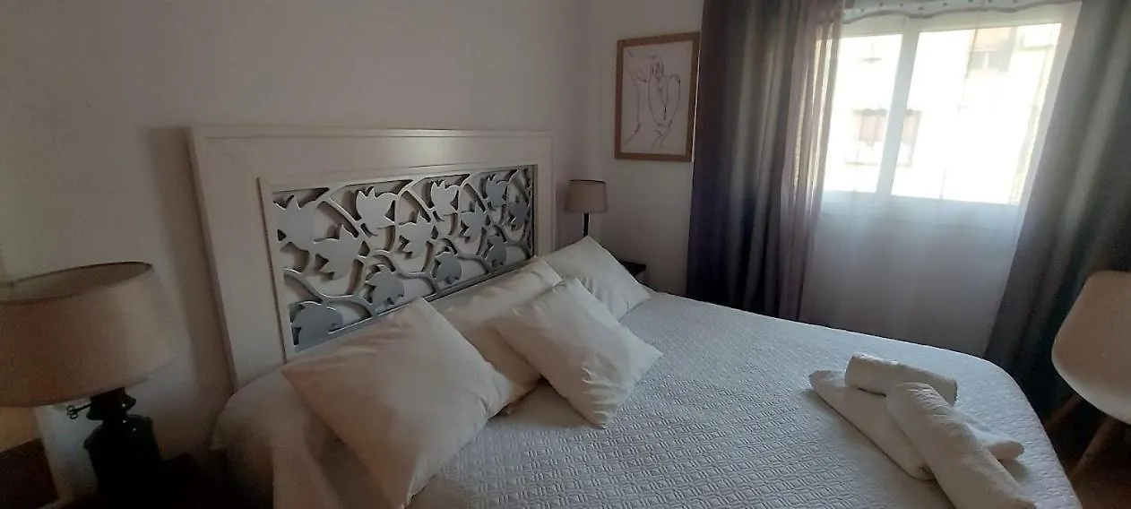 Apartment Alojamiento Para Dos Con Banera Hidromasaje En El Centro De Ronda Spain