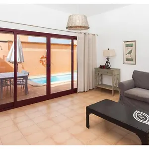 https://anahi-homes-corralejo-villa-dracaena-4.hotelsfuerteventura.org